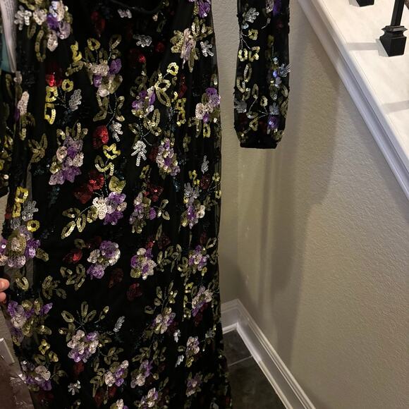 $598 NWT Mac duggal gown size 10 - Picture 11 of 11